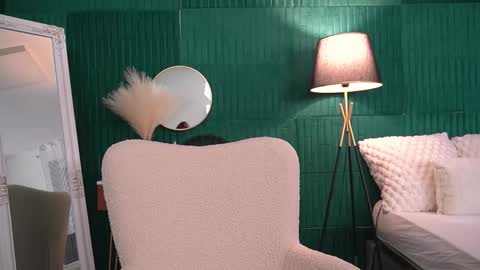 Hailey online show from 13, 11, 2025