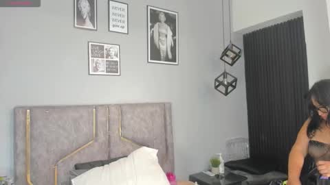 haileystonei online show from 15, 1, 2026