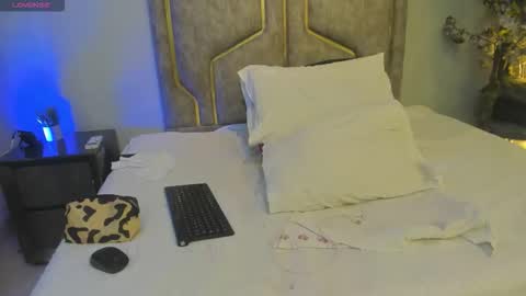 haileystonei online show from 14, 2, 2026