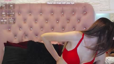 Snapshot of haileyvixenn chatting on 12, 9, 2025 Hailey online show from 12, 9, 2025