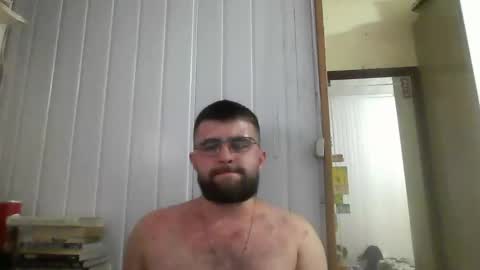 Snapshot of hairy_man_69_ chatting on 5, 1, 2025 horny online show from 5, 1, 2025