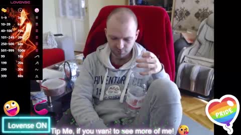 Snapshot of hairyass25yo chatting on 21, 2, 2025 Puppy3 StockyDaddiesmusclebearsbeefybigmans online show from 21, 2, 2025