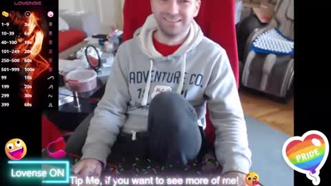 Snapshot of hairyass25yo chatting on 1, 3, 2025 Puppy3 StockyDaddiesmusclebearsbeefybigmans online show from 1, 3, 2025