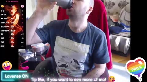 Snapshot of hairyass25yo chatting on 9, 3, 2025 Puppy3 StockyDaddiesmusclebearsbeefybigmans online show from 9, 3, 2025