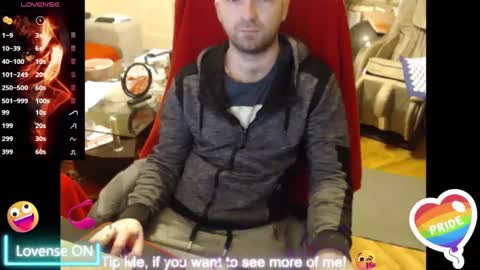 Snapshot of hairyass25yo chatting on 11, 3, 2025 Puppy3 StockyDaddiesmusclebearsbeefybigmans online show from 11, 3, 2025