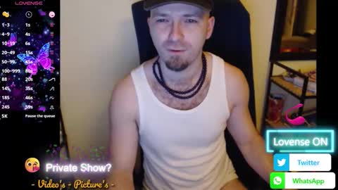 Snapshot of hairyass25yo chatting on 20, 5, 2026 Puppy3 StockyDaddiesmusclebearsbeefybigmans online show from 20, 5, 2026