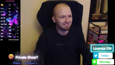 Snapshot of hairyass25yo chatting on 22, 5, 2026 Puppy3 StockyDaddiesmusclebearsbeefybigmans online show from 22, 5, 2026