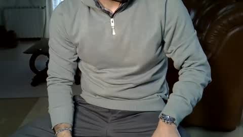 Snapshot of hairydaduncut chatting on 24, 2, 2025 hairydaduncut online show from 24, 2, 2025