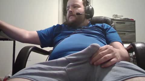 Snapshot of hairymikey chatting on 4, 5, 2026 hairymikey online show from 4, 5, 2026