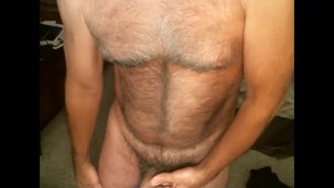 Snapshot of hairypecsguy chatting on 5, 3, 2025 Hairy pecs online show from 5, 3, 2025