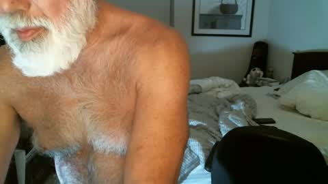 Hairy pecs online show from 22, 5, 2026