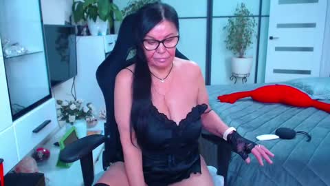 Snapshot of hairypussygranny chatting on 8, 2, 2025 Monika online show from 8, 2, 2025