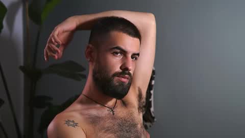 HairyRobXxX online show from 17, 9, 2025