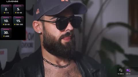 HairyRobXxX online show from 8, 11, 2025