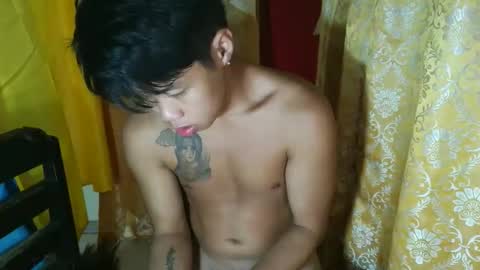 Snapshot of haku020485 chatting on 24, 11, 2025 haku020485 online show from 24, 11, 2025