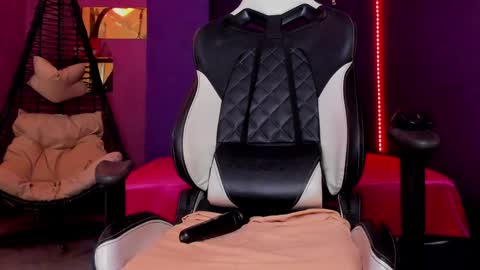 Snapshot of halaana_tendeer chatting on 7, 12, 2024 halaana tendeer online show from 7, 12, 2024