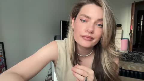 Snapshot of haley_rune chatting on 4, 2, 2025 haley_rune online show from 4, 2, 2025