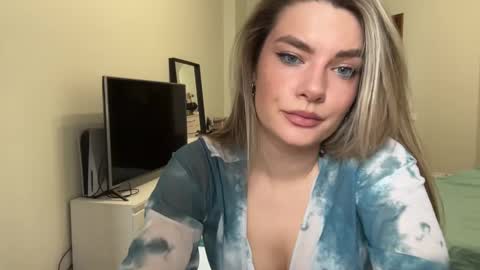 Snapshot of haley_rune chatting on 13, 2, 2025 haley_rune online show from 13, 2, 2025