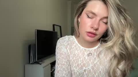 Snapshot of haley_rune chatting on 15, 2, 2025 haley_rune online show from 15, 2, 2025