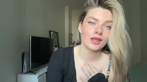 Snapshot of haley_rune chatting on 16, 2, 2025 haley_rune online show from 16, 2, 2025