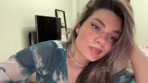 Snapshot of haley_rune chatting on 27, 2, 2025 haley_rune online show from 27, 2, 2025