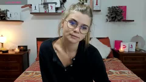 Snapshot of haleyreedme chatting on 6, 10, 2025 Haley online show from 6, 10, 2025