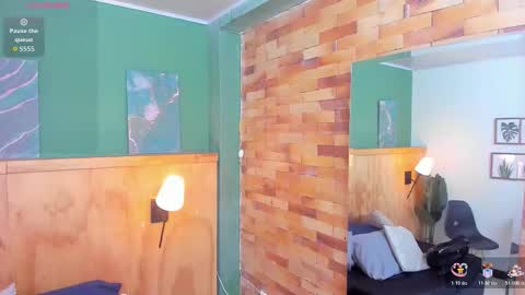 Halley Lorens online show from 29, 3, 2026