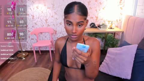 Snapshot of halleylorens chatting on 7, 5, 2026 Halley Lorens online show from 7, 5, 2026