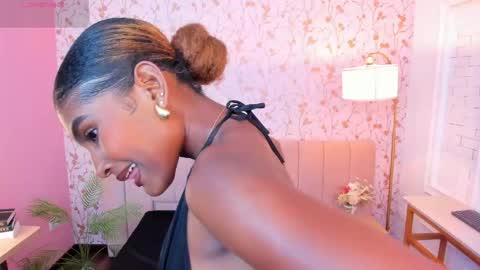 Snapshot of halleylorens chatting on 24, 5, 2026 Halley Lorens online show from 24, 5, 2026