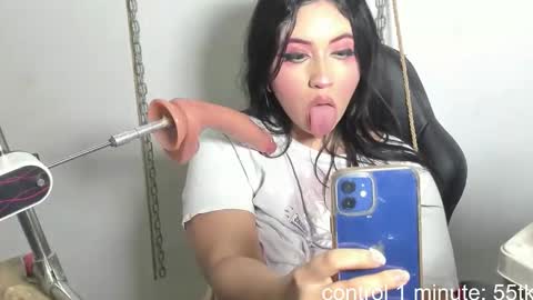 Hally  online show from 28, 11, 2025