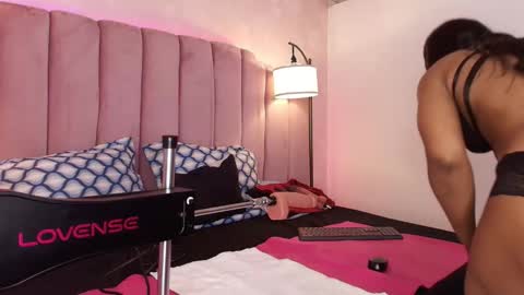  Hally Bans  online show from 16, 10, 2025