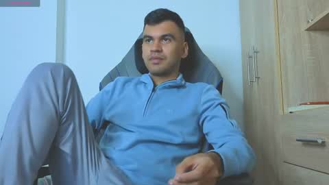 hamiltong12 online show from 17, 4, 2026