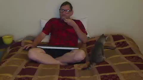 hammerthatthang73 online show from 10, 10, 2025