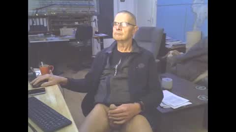 Prefer men 80 online show from 19, 12, 2024