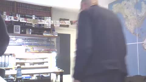 Prefer men 80 online show from 15, 2, 2025