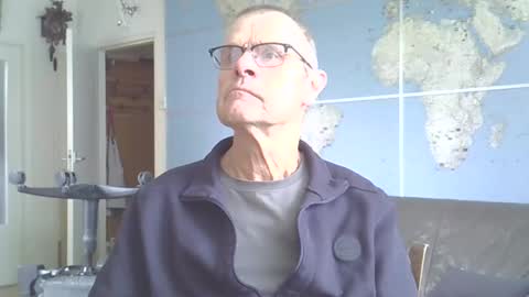 Prefer men 80 online show from 5, 10, 2025