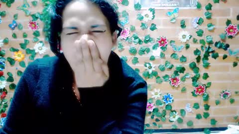 HANMy Dears make sure to follow me here create a FREE account if you dont have one and chat thank you. online show from 18, 9, 2025