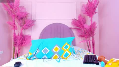 hanaahquinn online show from 28, 2, 2025