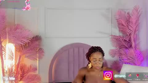 Snapshot of hanaahquinn chatting on 18, 4, 2026 hanaahquinn online show from 18, 4, 2026