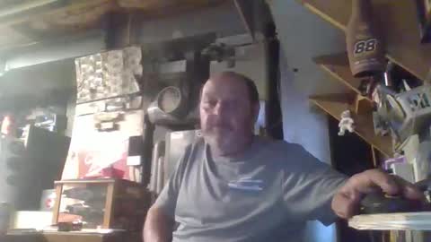 Snapshot of handiemanhere chatting on 30, 5, 2026 naked man online show from 30, 5, 2026