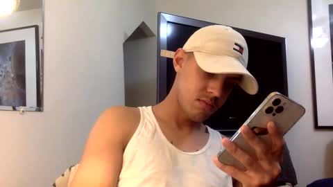 handsome01_ online show from 6, 1, 2026