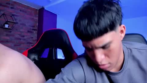 leonardfarrucknick and otis online show from 11, 3, 2026