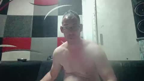 Snapshot of handsomeguy4ever chatting on 27, 5, 2026 handsomeguy4ever online show from 27, 5, 2026
