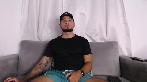 Snapshot of handsomen69 chatting on 26, 5, 2026 Handsomen online show from 26, 5, 2026