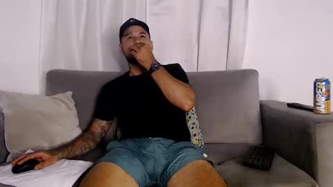 Snapshot of handsomen69 chatting on 28, 5, 2026 Handsomen online show from 28, 5, 2026
