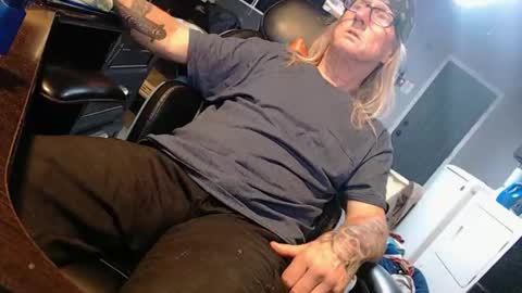 Snapshot of handyman5303 chatting on 10, 11, 2025 Handystudman online show from 10, 11, 2025