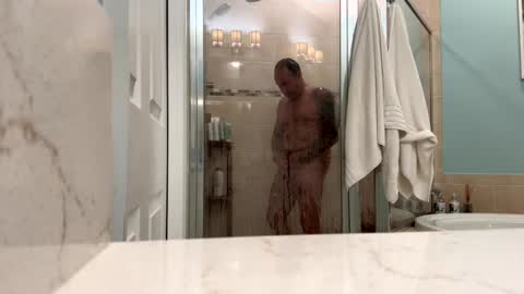 Snapshot of hangit0ut chatting on 14, 10, 2025 hangit0ut online show from 14, 10, 2025