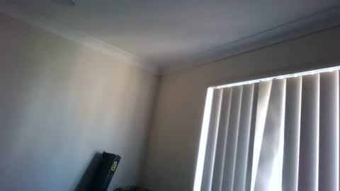 Hango aussie cut thick single online show from 31, 1, 2026