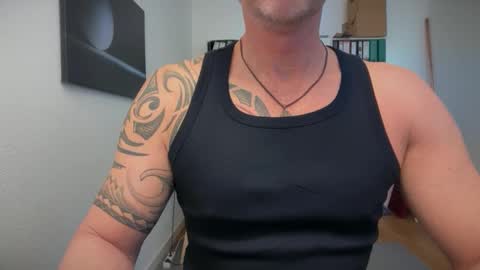 hanky online show from 8, 4, 2026