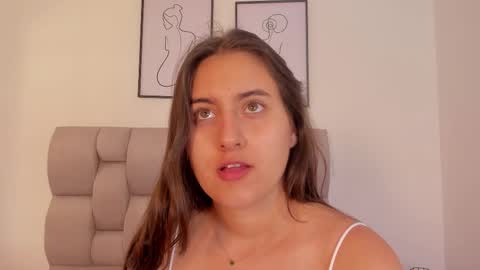 hanna__evans_ online show from 18, 9, 2025